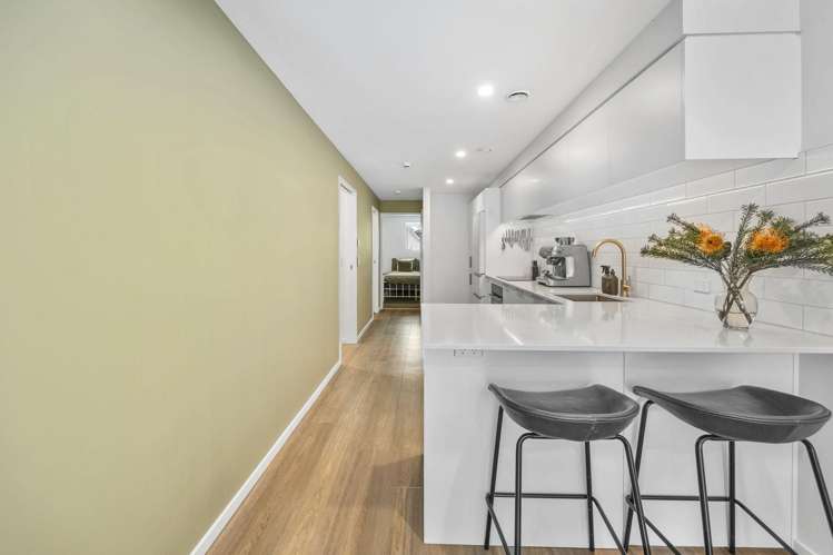 1/173 Chester Street East_5