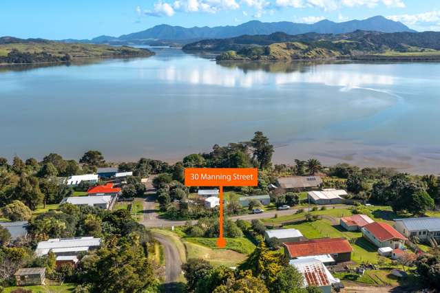 BUILD YOUR HOME WITH WATER VIEWS