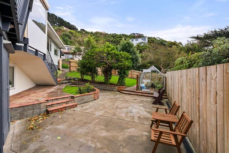 51 Winston Street Crofton Downs_18