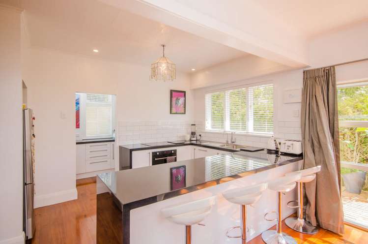 7 Miltonia Avenue Te Atatu South_4