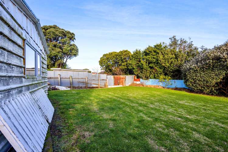 88 South Road Manaia_13
