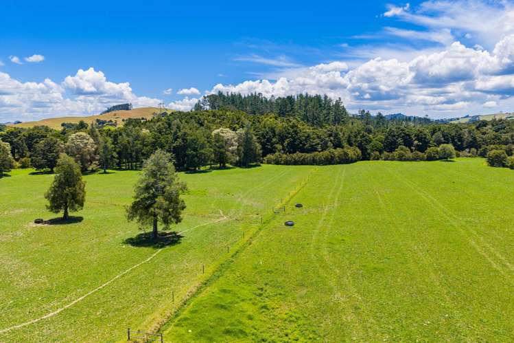 2358 State Highway 1 Hukerenui_19