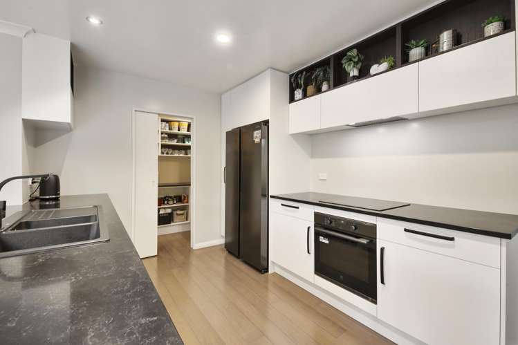 43 Bruces Road Sefton_2