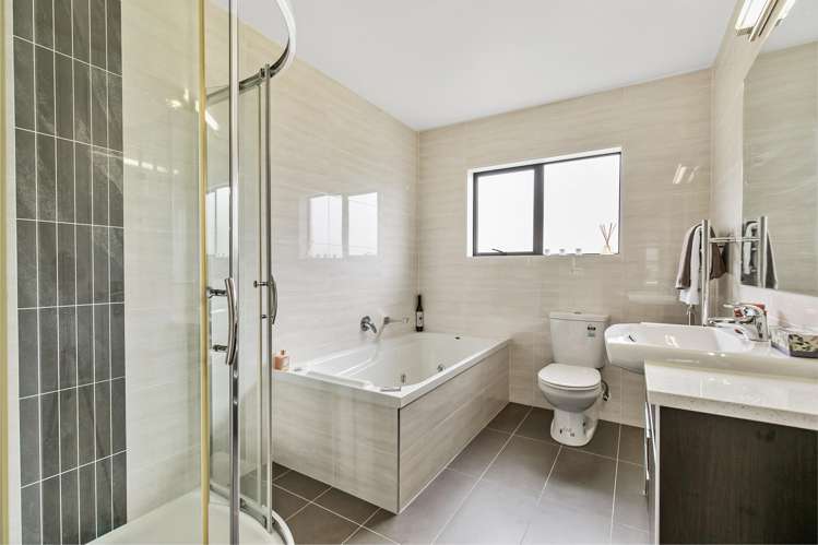 99 Laurel Oak Drive Schnapper Rock_17