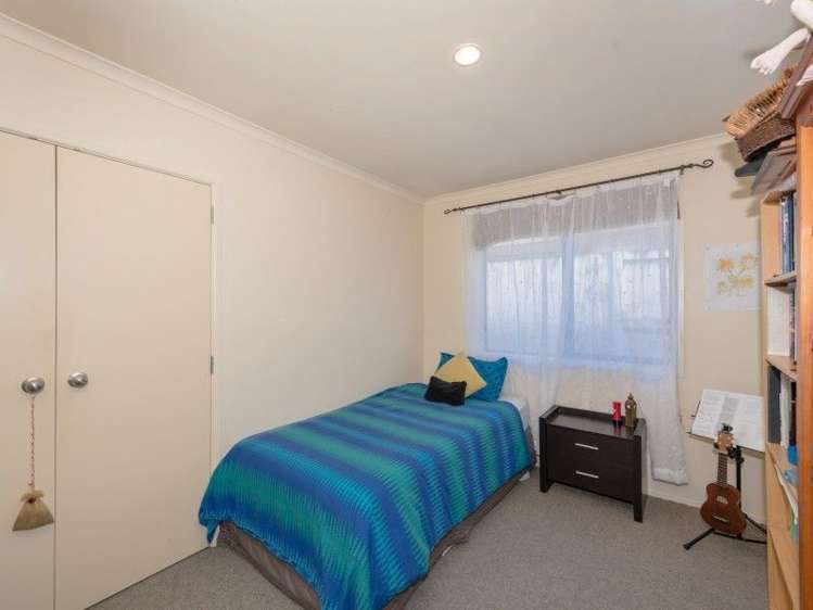 5 Locksley Lane Hamilton East_8