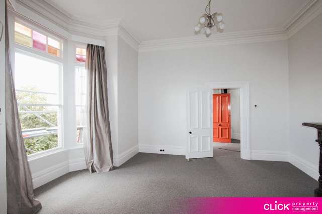 1/2 Royal Terrace 2202_4