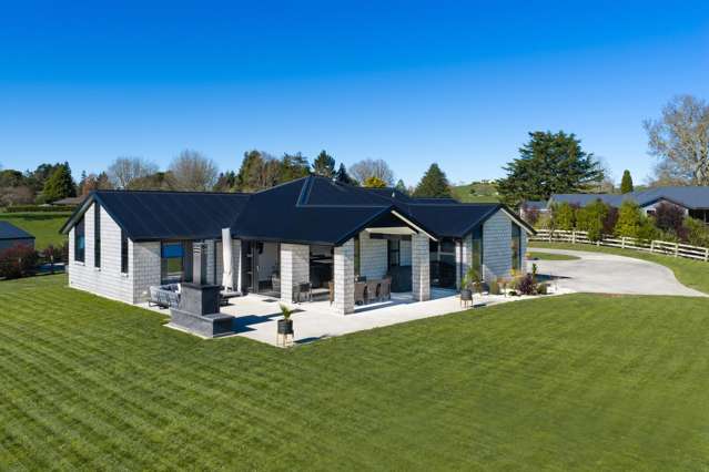 Exceptional Lifestyle With Maungatautari Views