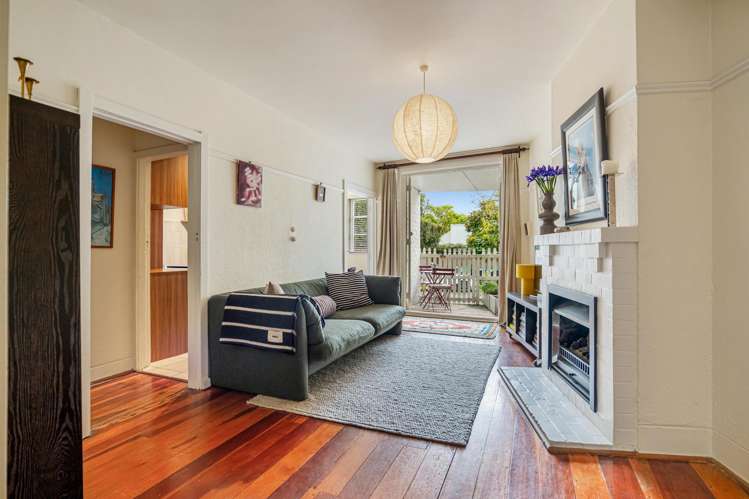 2/2 Herne Bay Road Herne Bay_8