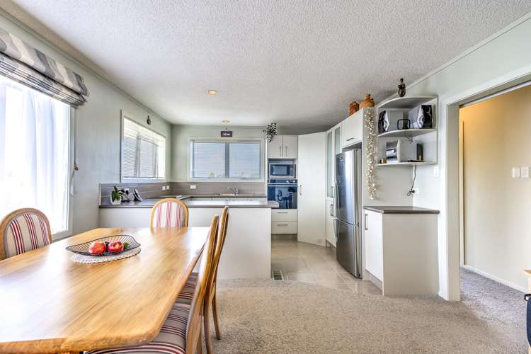 12 Salmond Place Dinsdale_5