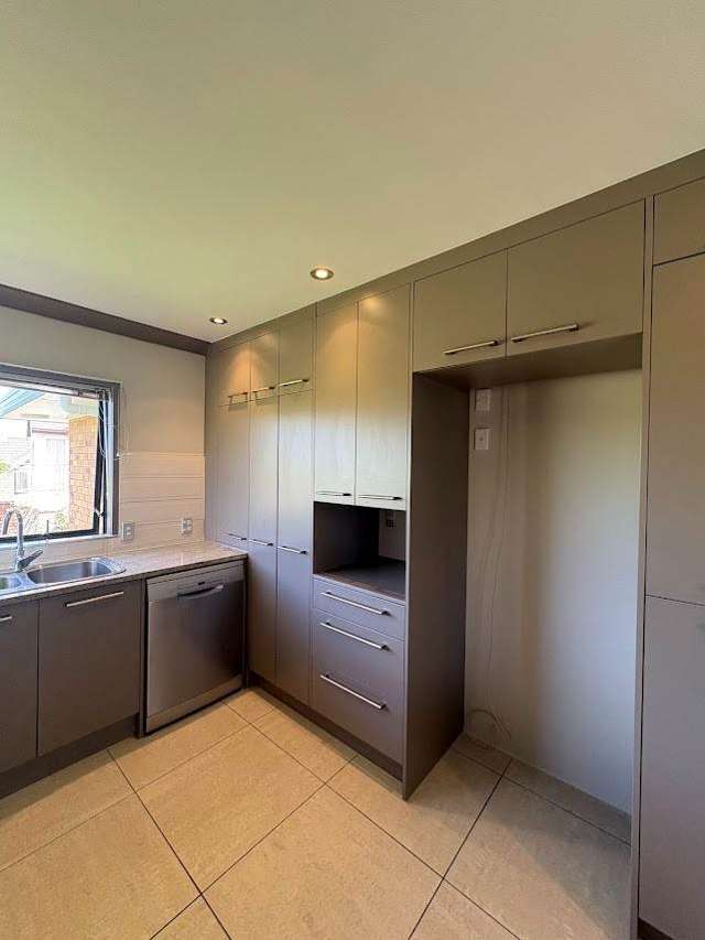 14 Highgrove Lane Totara Vale_4