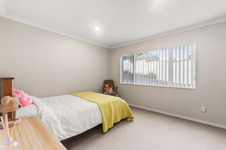 684 Beach Road Browns Bay_8