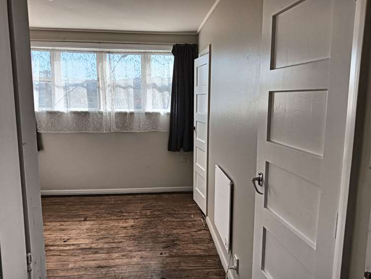 4 Bertram Grove Naenae_10