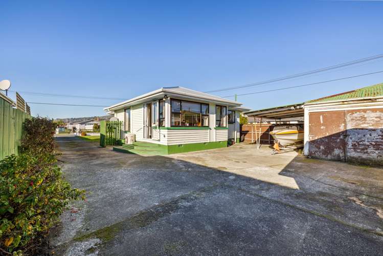 77 Hargood Street Woolston_17