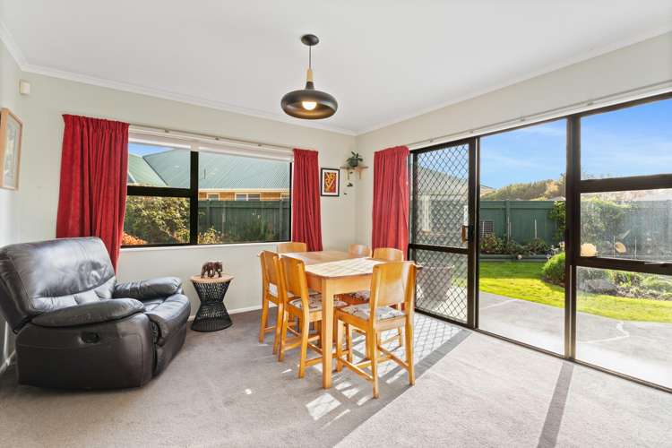 15 Tudor Grove Feilding_6