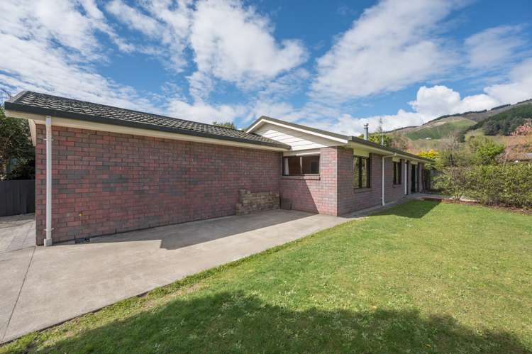 2 Lingfield Place Richmond_22