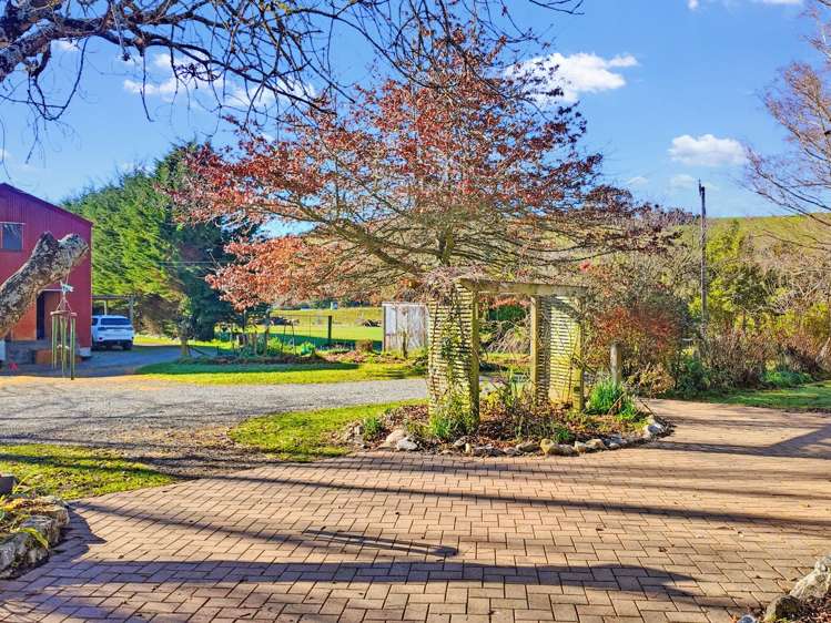 238 Eighty Eight Valley Road Wakefield_23