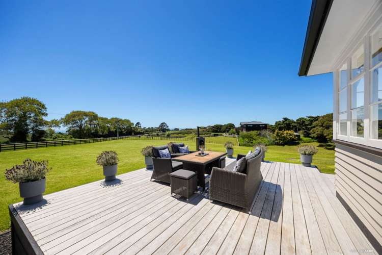 1423 Awhitu Road Pollok_10