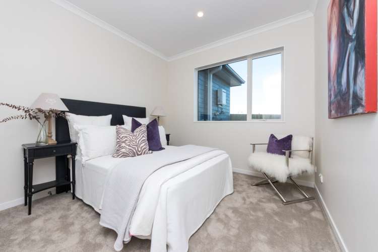 18 Tararua Street Massey_12