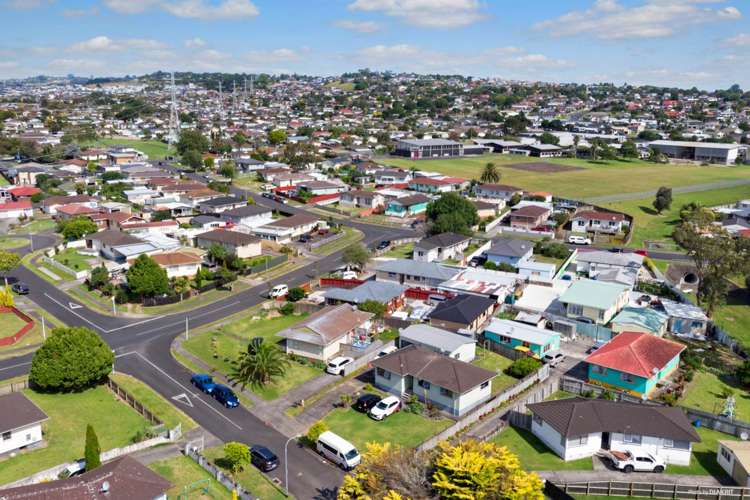 4 Aldo Place Clover Park_9