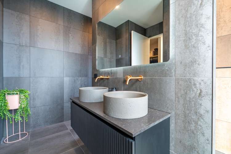 48 Meadowstone Street Gleniti_22