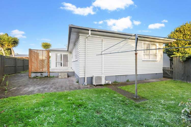 7 Resolute Way Papakura_1