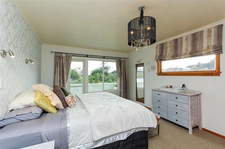 11/5a Baring Terrace Strandon_12