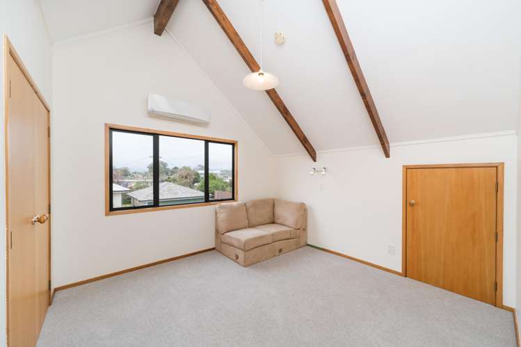 15 Kent Crescent Awapuni_16