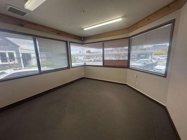 Ground Floor/181 Devonport Road Tauranga Central_4