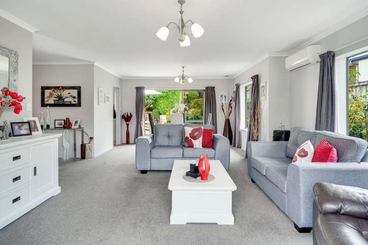 24 Limousin Place Grandview Heights_9