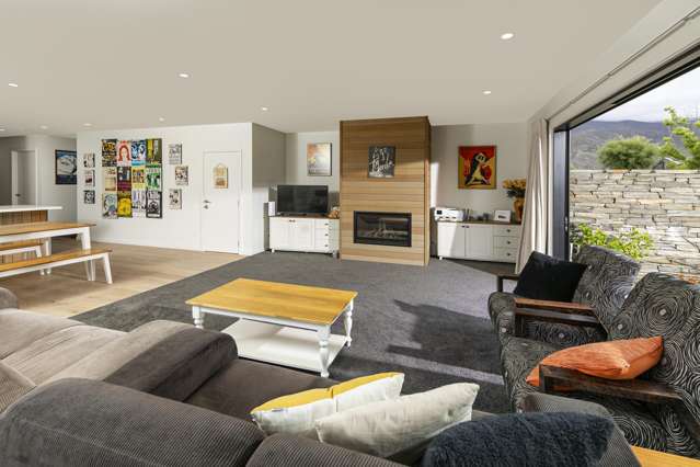 45 Tenby Street Wanaka_3