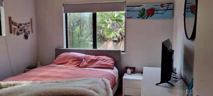 14 Mission Road Port Waikato_12