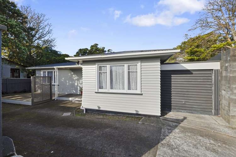 275 Coronation Avenue Welbourn_17