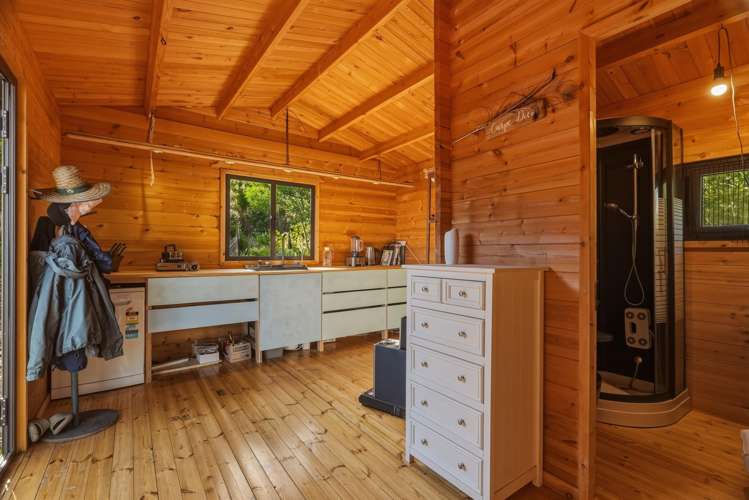 215 Tahanga Road Lake Ohia_6