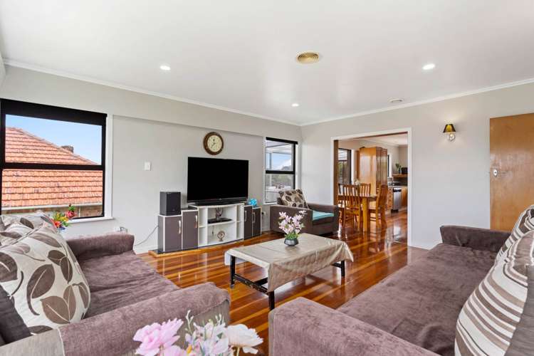 84 Tiverton Road New Windsor_6