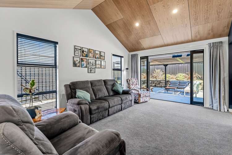 18 Swan Street Lake Hawea_8