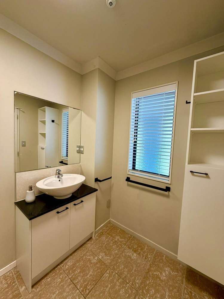 16/25 Weranui Road Waiwera_8