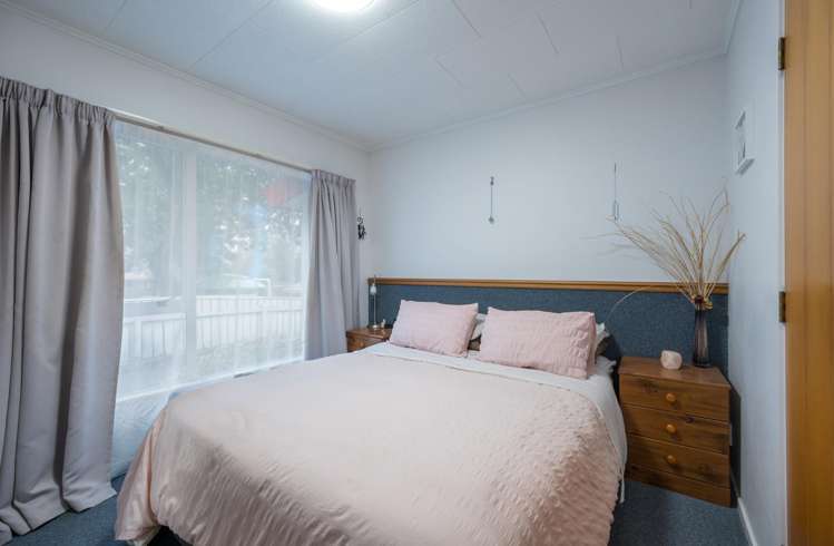  2/69 Golf Road Tāhunanui_1