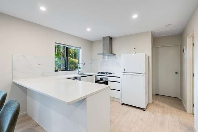 27B Highgrove Lane Totara Vale_3