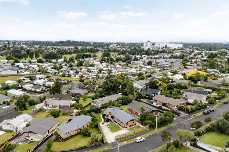 32 Corrin Street Melville_24