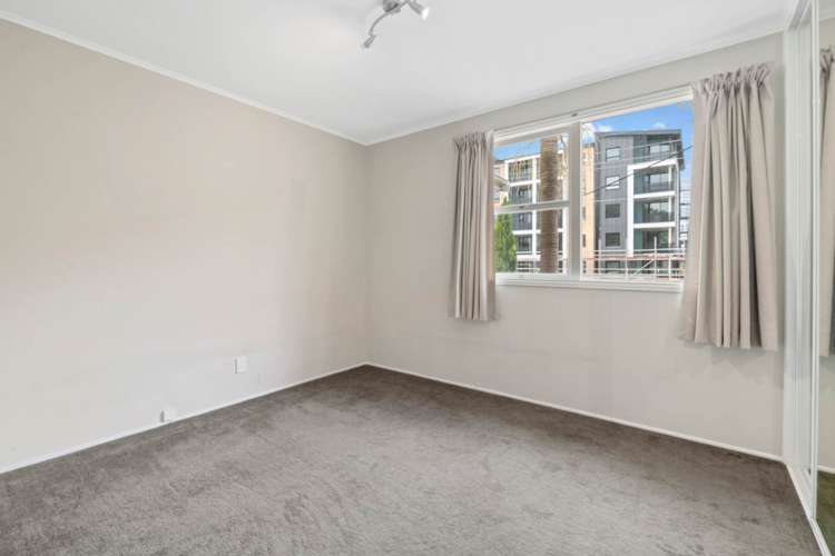 182 Lake Road Northcote_10