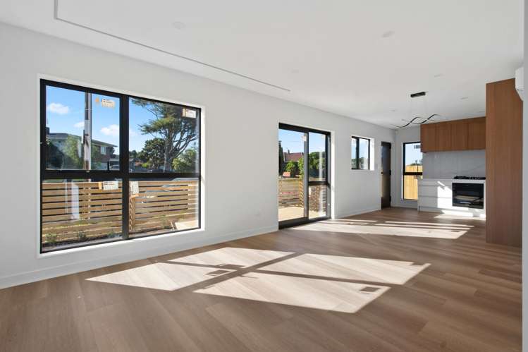 45 Greenmeadows Avenue_2