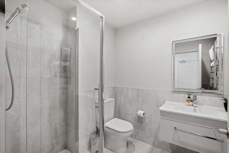 409/18 Mountain Ash Drive Frankton_17