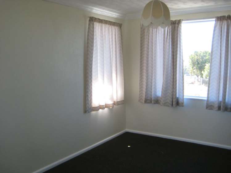 8 Malta Crescent South New Brighton_4