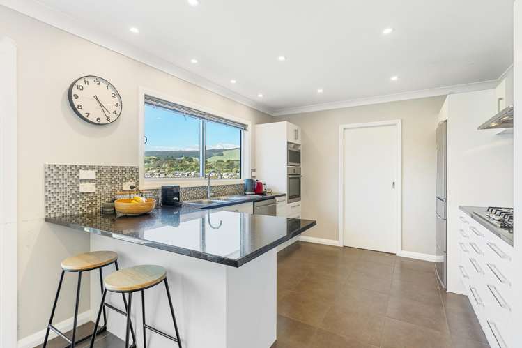 10 Magdalen Street Tawa_22