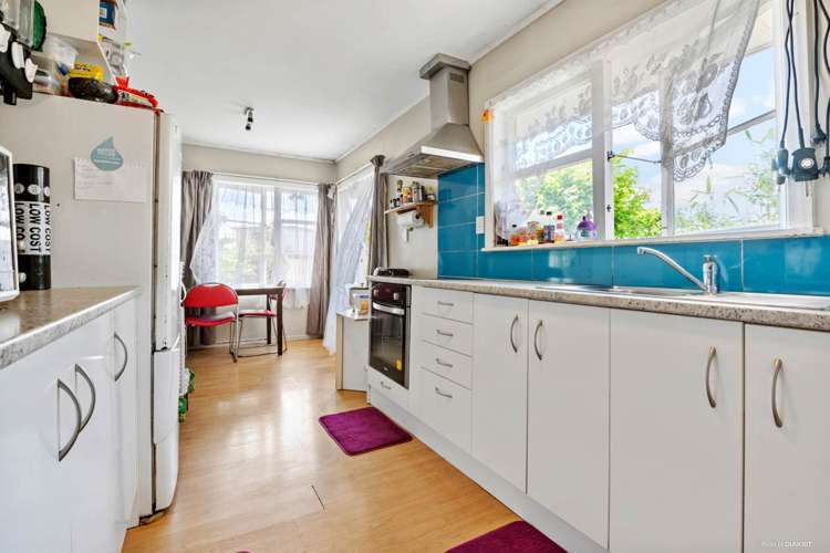 13 Buller Crescent Manurewa_6