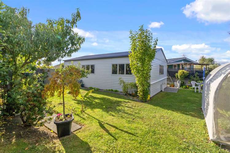 96 Neill Street Hornby_16