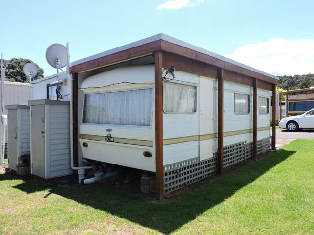 A16/473 Thames Coast Road. Te Puru Holiday Park Te Puru_1