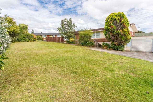 11a Geneva Place Blockhouse Bay_1