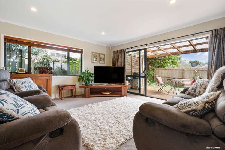 43 Thomas Moore Place Pukekohe_5