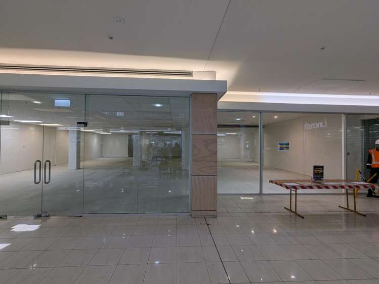 205 Main Street - Ground Floor. Upper Hutt Central_1